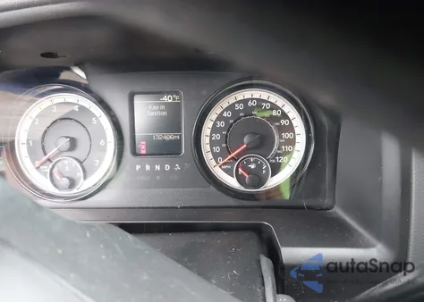 2018 Ram 2500 Tradesman 4X4 8' Box из США, поврежденный, VIN 3C6MR5AJ8JG127319